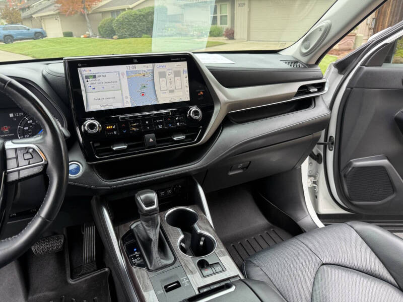 2020 Toyota Highlander Hybrid Limited