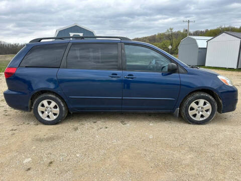 2004 Toyota Sienna