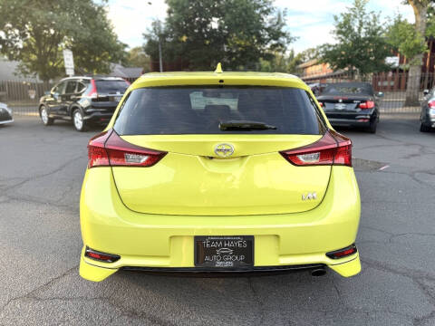 2016 Scion iM