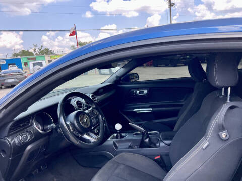 2022 Ford Mustang EcoBoost