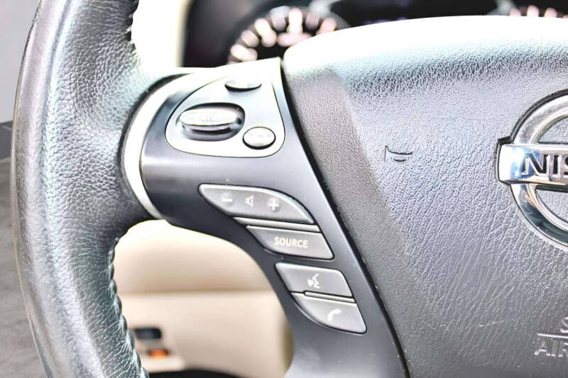 2017 Nissan Pathfinder