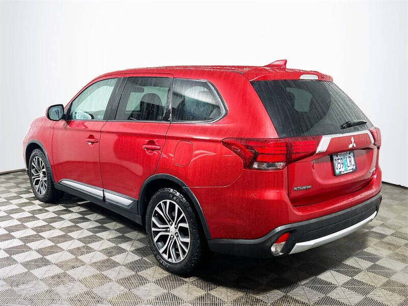 2018 Mitsubishi Outlander SE