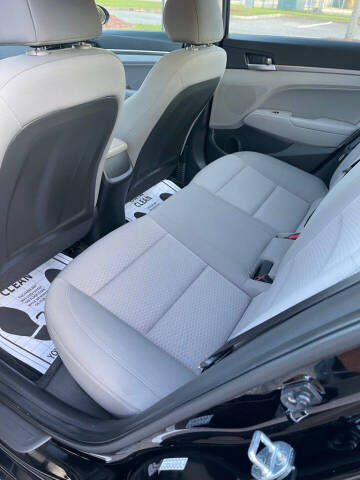 2020 Hyundai Elantra