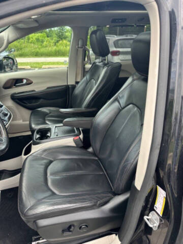 2018 Chrysler Pacifica Touring L Plus