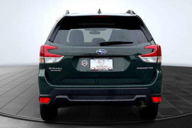 2022 Subaru Forester Premium