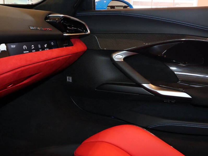 2024 Ferrari 296 GTS