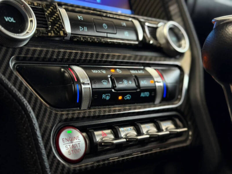 2020 Ford Mustang