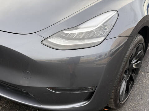 2023 Tesla Model Y Long Range