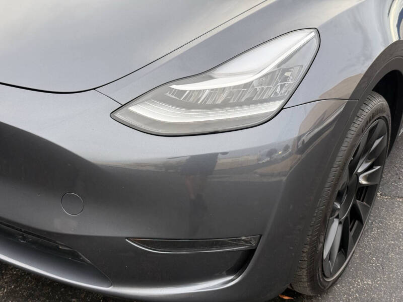 2023 Tesla Model Y Long Range