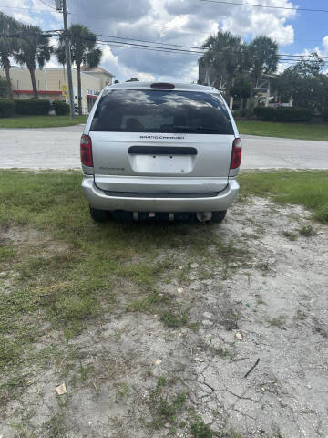 2006 Dodge Grand Caravan SE