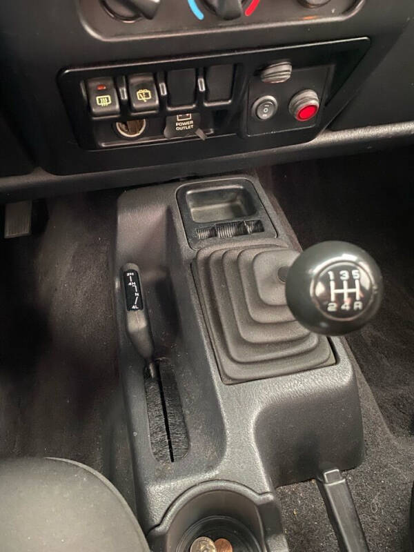 2004 Jeep Wrangler X