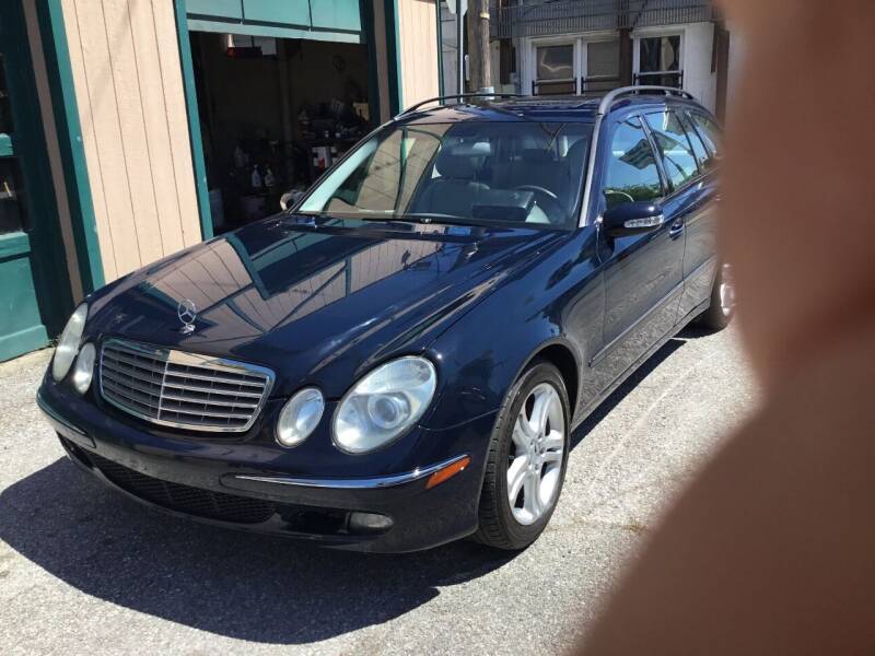 2005 Mercedes-Benz 500-Class for sale at Concours Unlimited in York PA