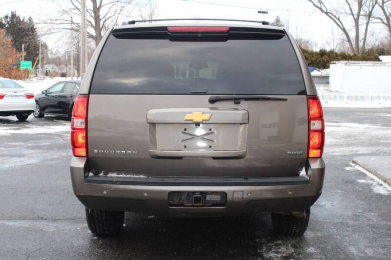 2012 Chevrolet Suburban LT