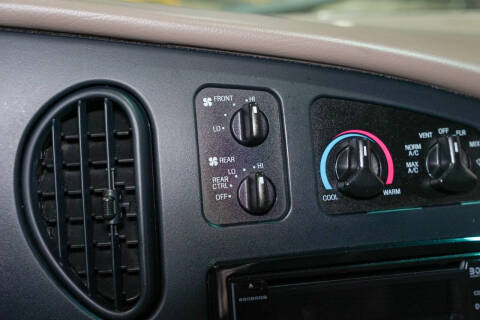 2002 Ford E-Series E-150