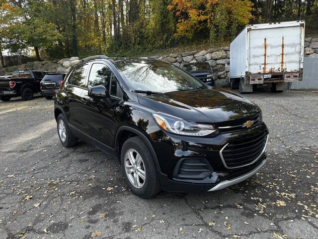 2022 Chevrolet Trax for sale at Bowman Auto Center in Clarkston, MI