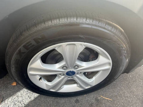 2015 Ford Escape SE