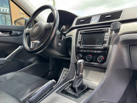 2014 Volkswagen Passat 2.0L TDI SE