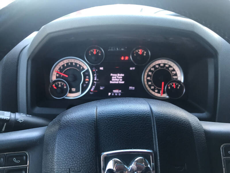 2013 RAM 1500 SLT