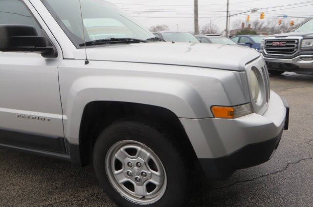 2013 Jeep Patriot Sport photo 23