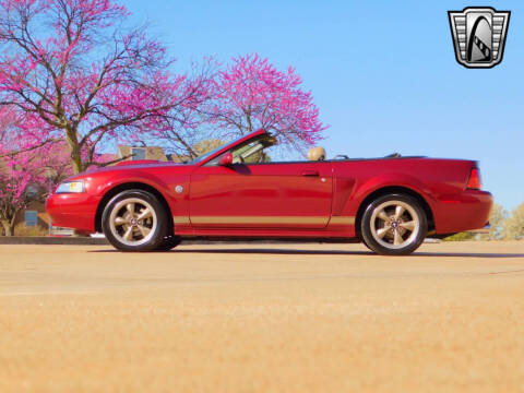 2004 Ford Mustang GT Deluxe