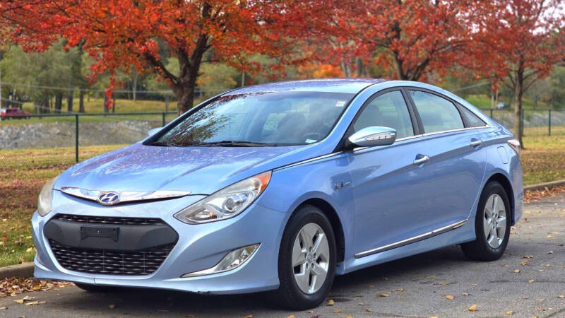 2012 Hyundai Sonata Hybrid Base photo 7