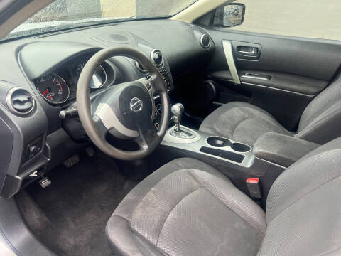 2011 Nissan Rogue S Krom
