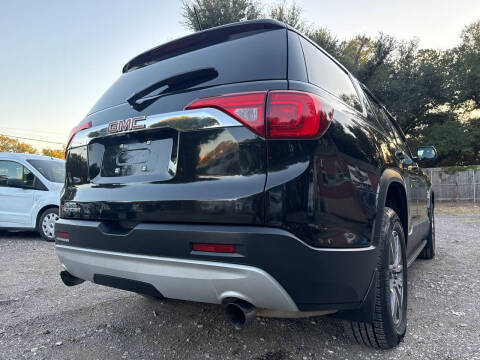 2017 GMC Acadia SLE-2