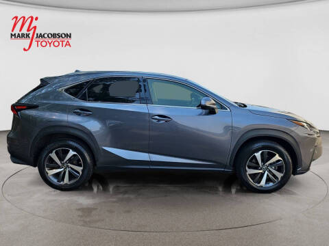2020 Lexus NX 300