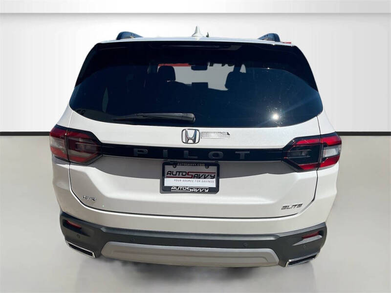 2023 Honda Pilot Elite