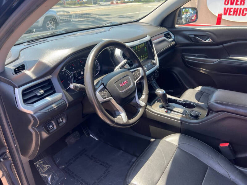 2017 GMC Acadia SLT-2