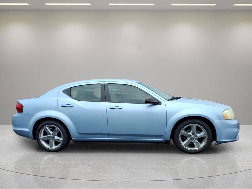 Crystal Blue Pearlcoat 2013 Dodge Avenger SE SE 4dr Sedan 2