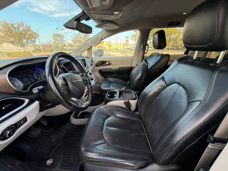 2018 Chrysler Pacifica Touring L