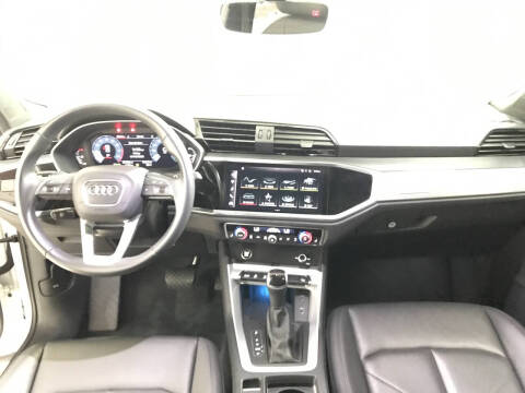 2023 Audi Q3 quattro S line Prem Plus 45 TFSI