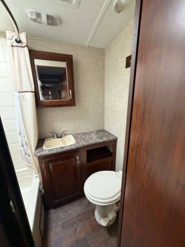 2015 Keystone RV LAREDO 291TG