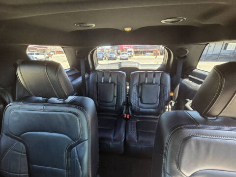 2017 Ford Explorer Platinum