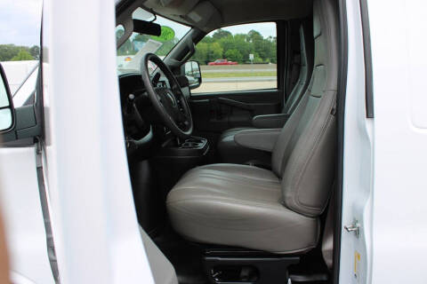 2024 Chevrolet Express 2500