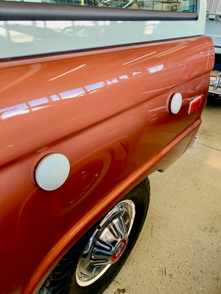 1972 Ford Bronco 54