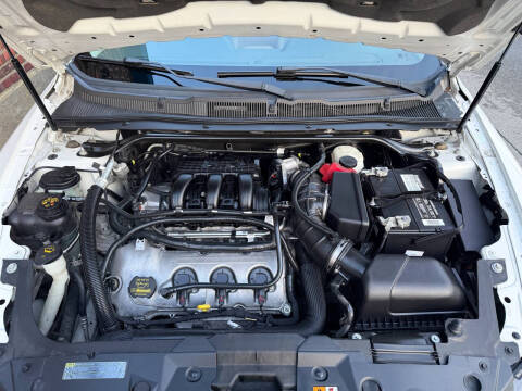 2011 Ford Taurus SEL