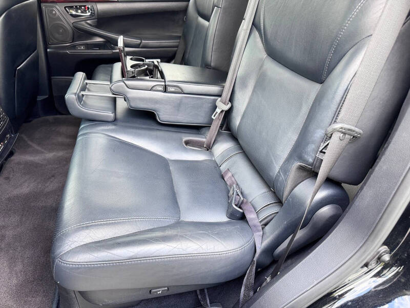 2011 Lexus LX 570
