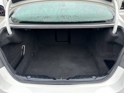 2016 BMW 5 Series 528i xDrive