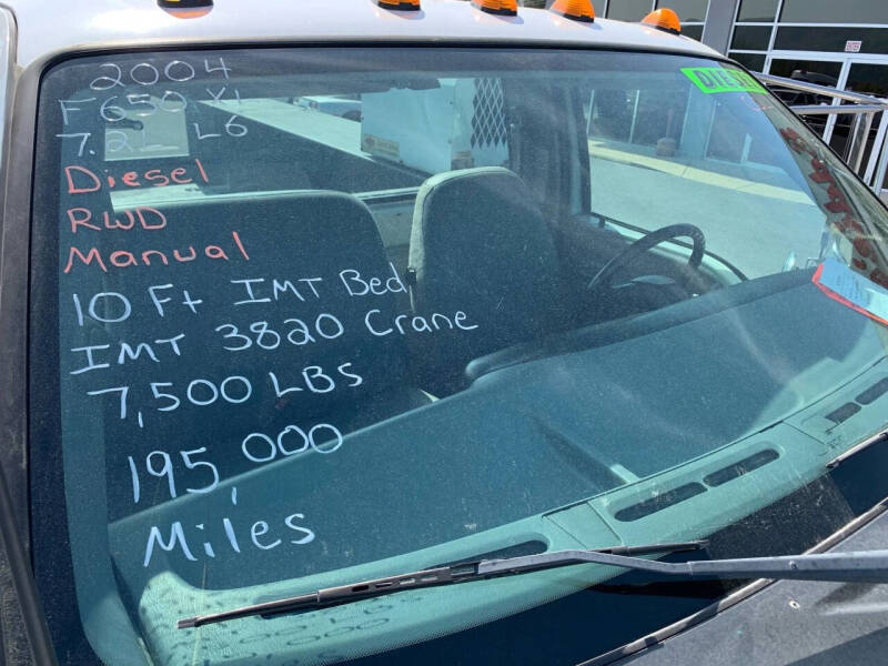 2004 Ford F-650 Super Duty