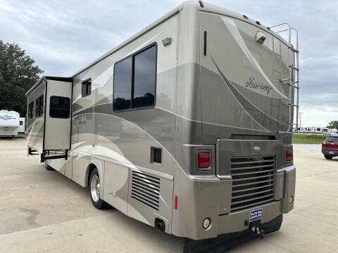 2008 Winnebago Journey