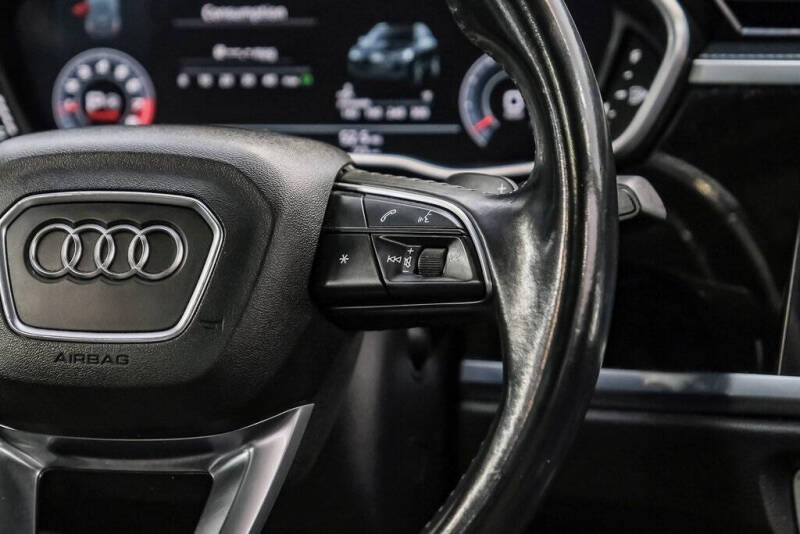 2020 Audi Q3 quattro S line Prem Plus 45 TFSI