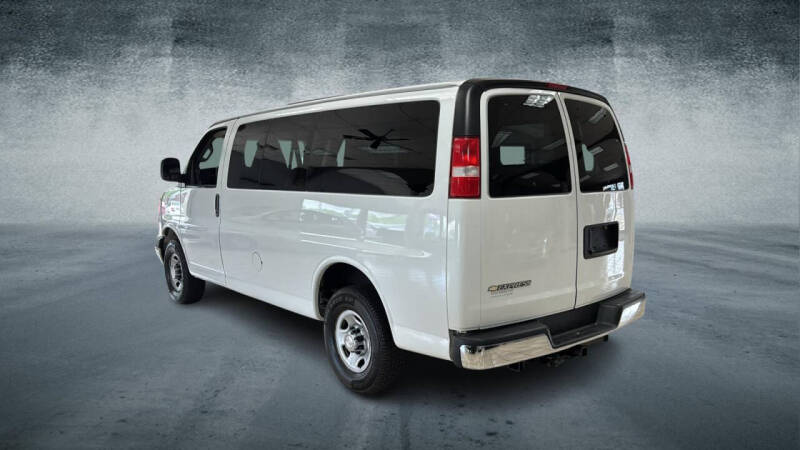 2018 Chevrolet Express LT 2500