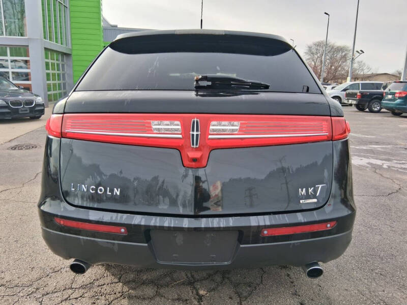 2011 Lincoln MKT EcoBoost