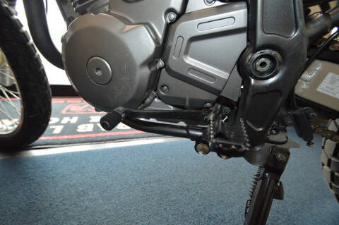 2017 Suzuki DR650SE
