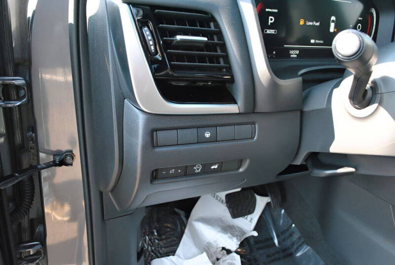 2026 Nissan Rogue SL