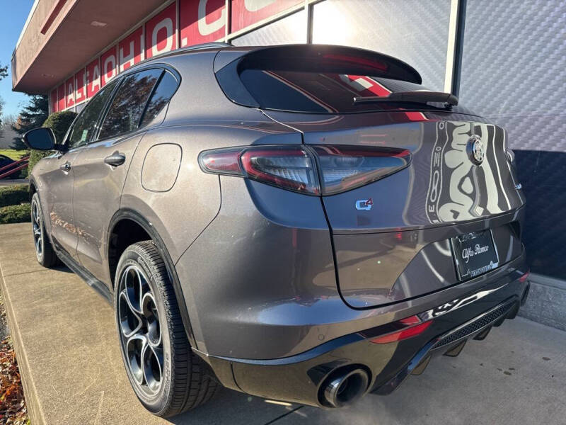 2025 Alfa Romeo Stelvio