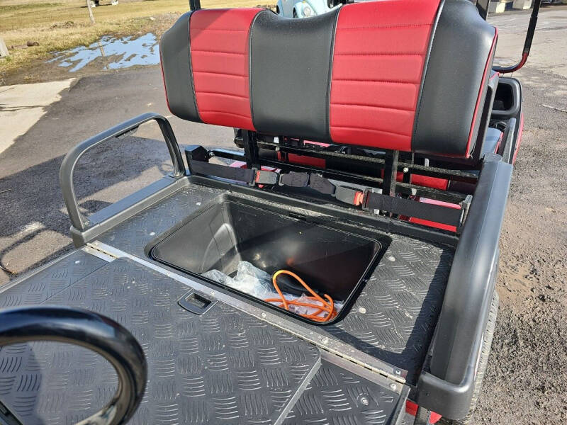 2025 Evolution Classic 4 Plus