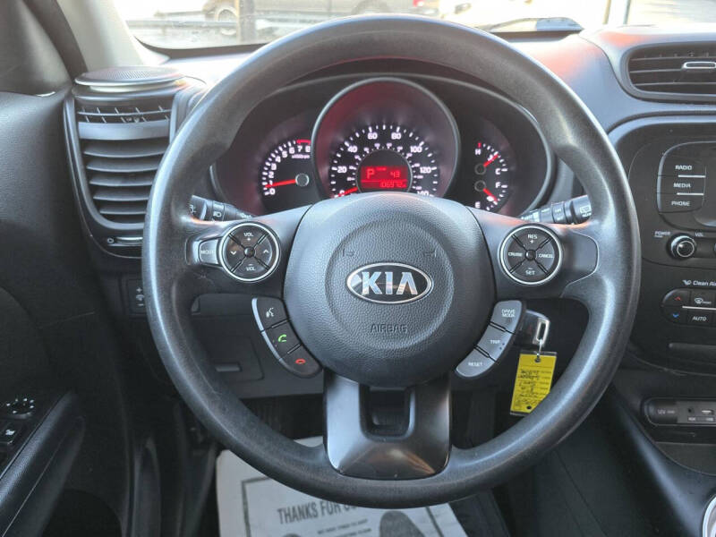 2017 Kia Soul +